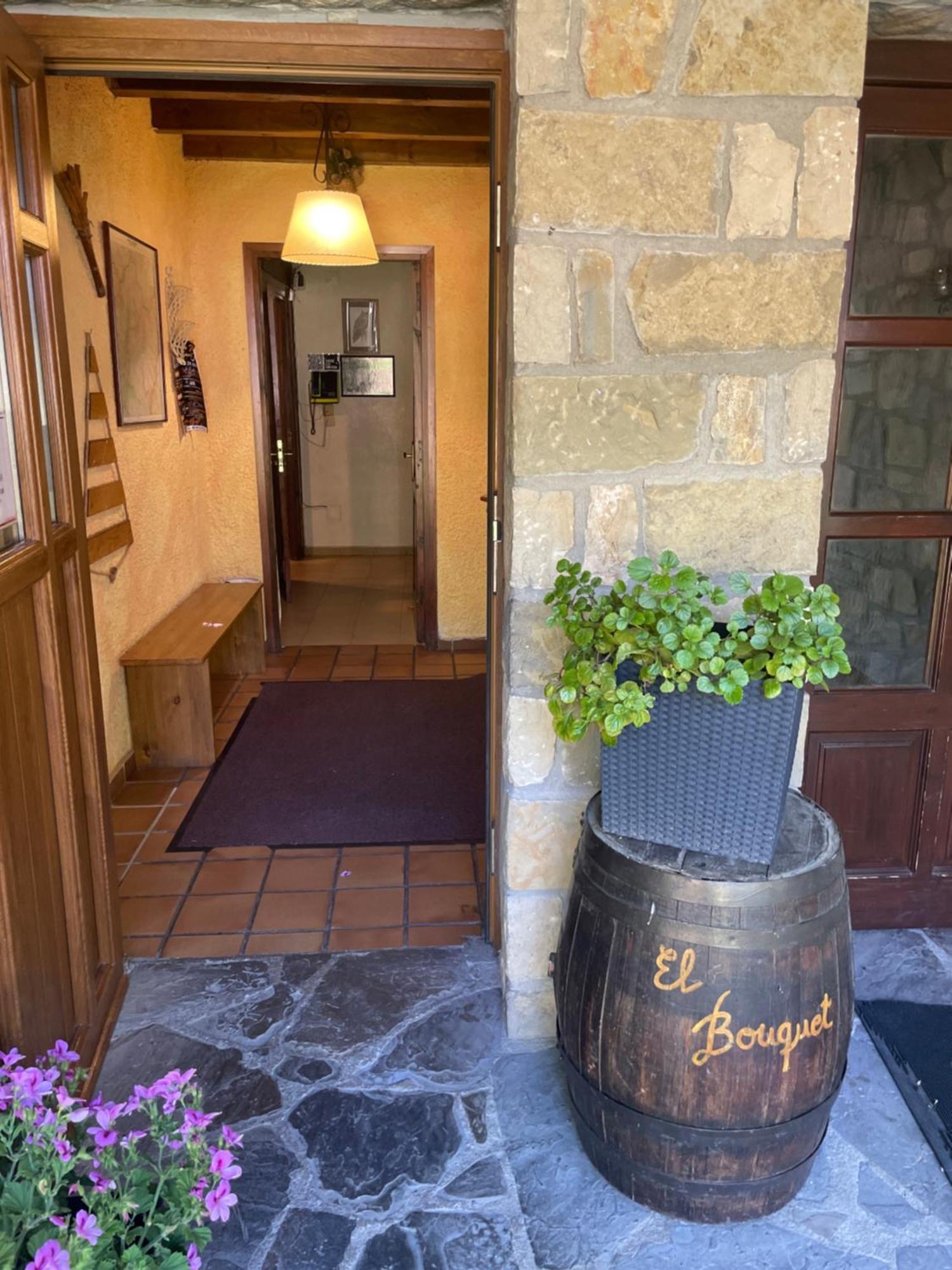 El Bouquet Hotel Pla de l'Ermita Buitenkant foto